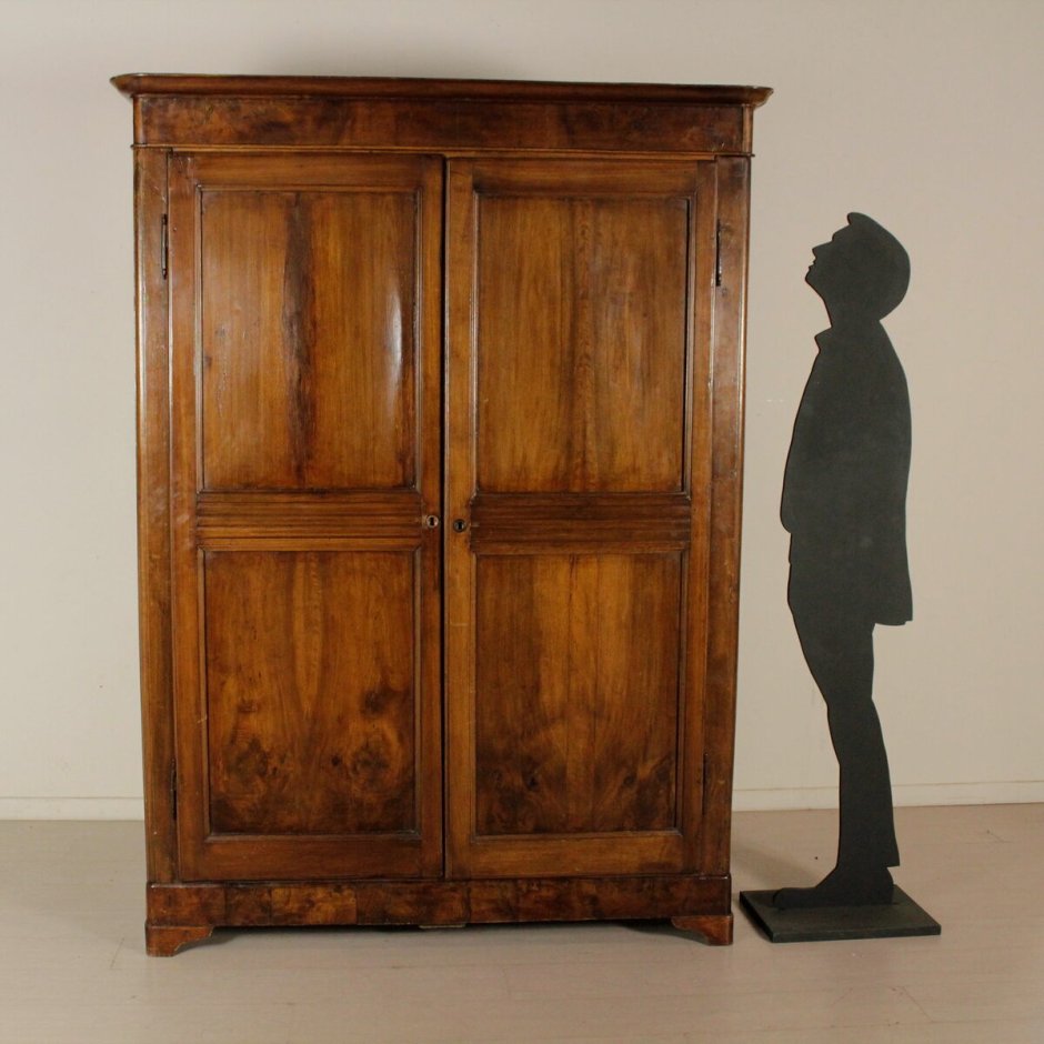 Преобразить старый шкаф