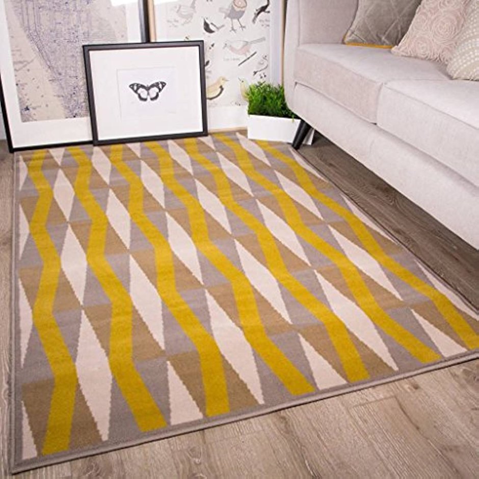 Ковер горчичного цвета