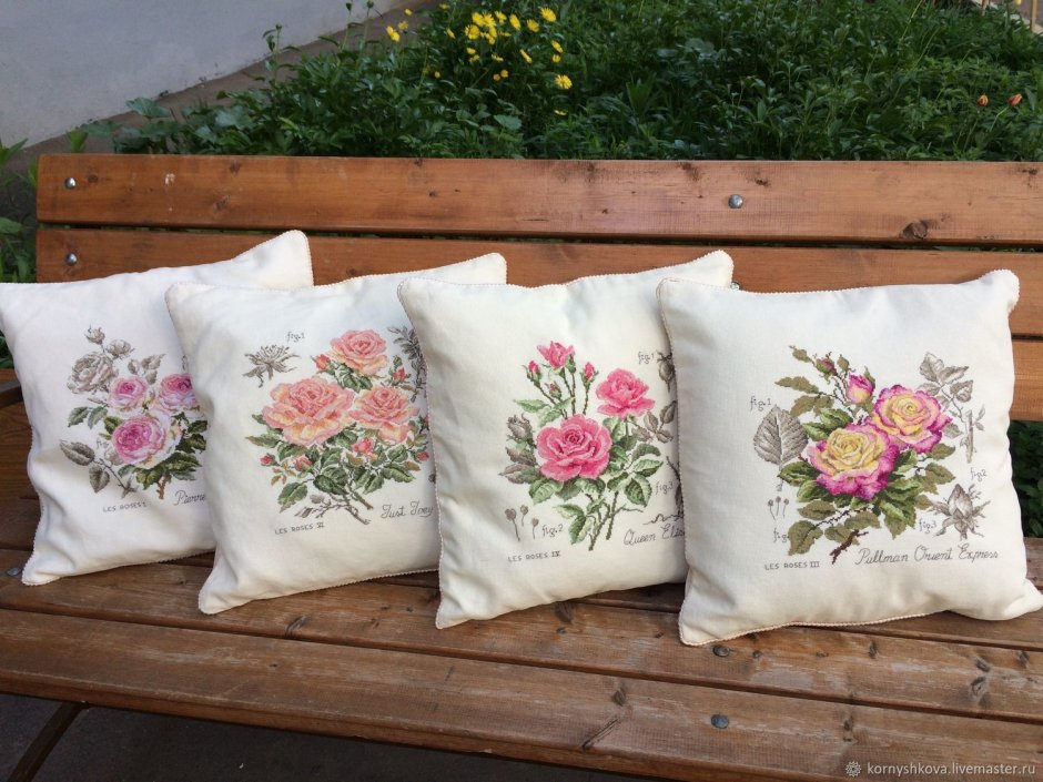 Подушка вышивка