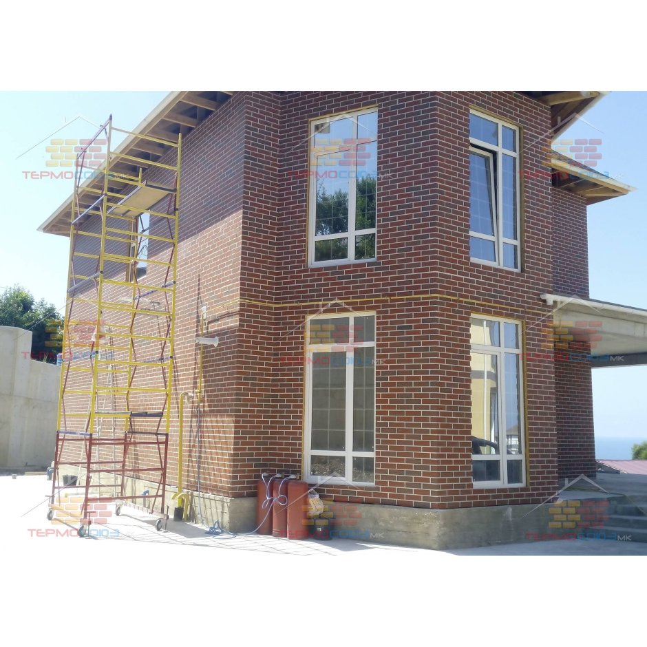 Дом с термопанелями