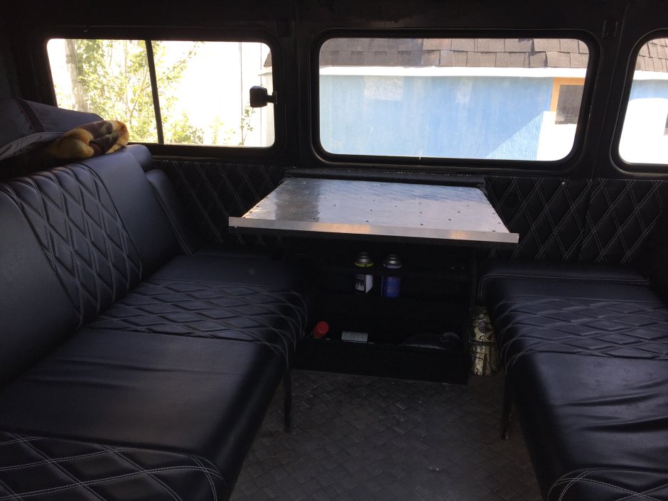 Столик в УАЗ Буханка