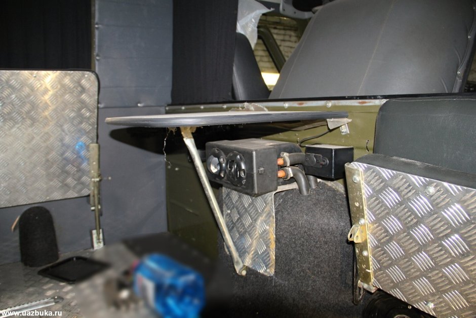 Столик УАЗ 452 салонный