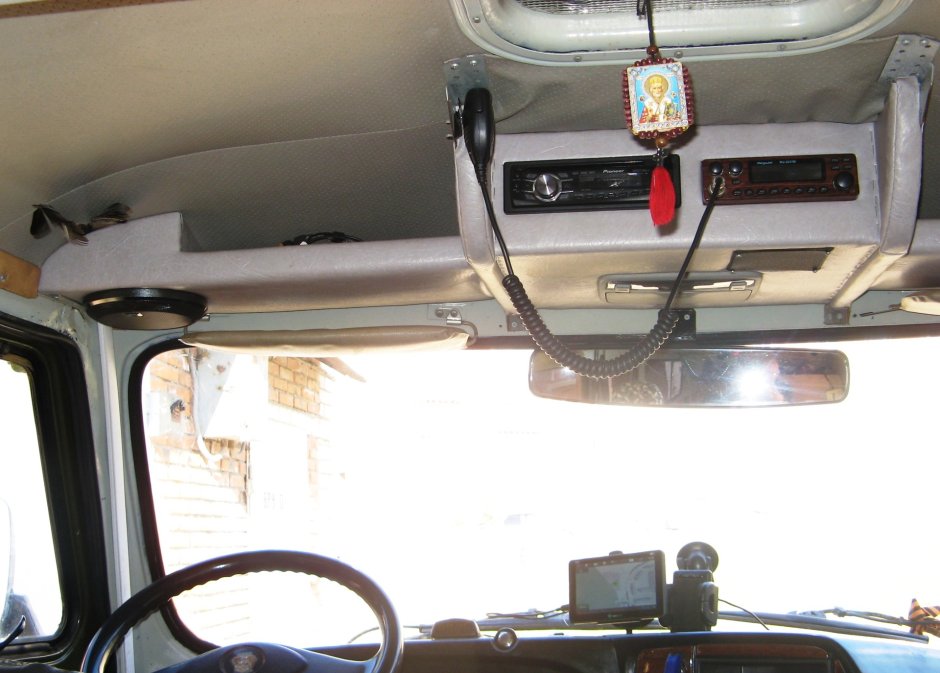 УАЗ Буханка Раптор зеленый