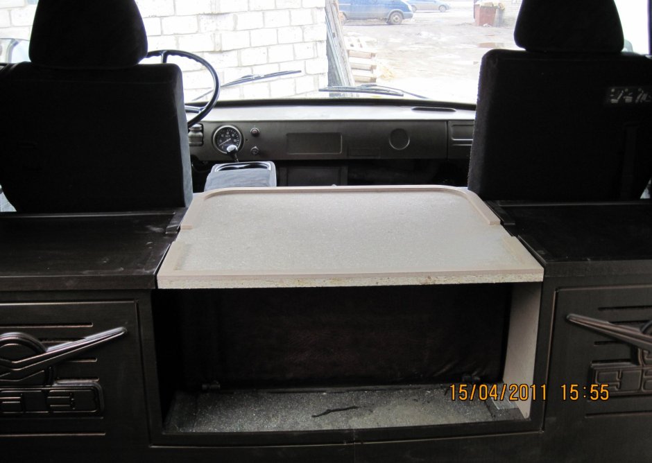 Столик в УАЗ Буханка