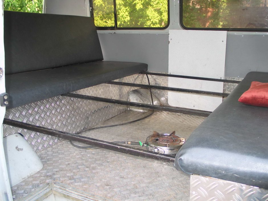 Салон УАЗ Буханка для охоты с рундуками