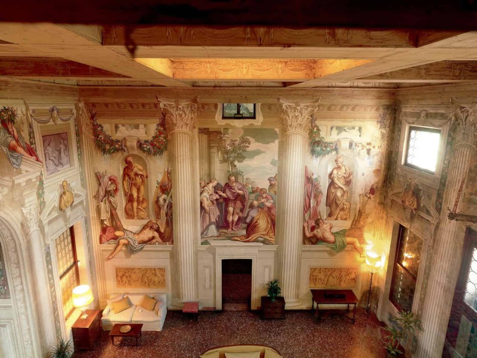 Дом в стиле Вероны