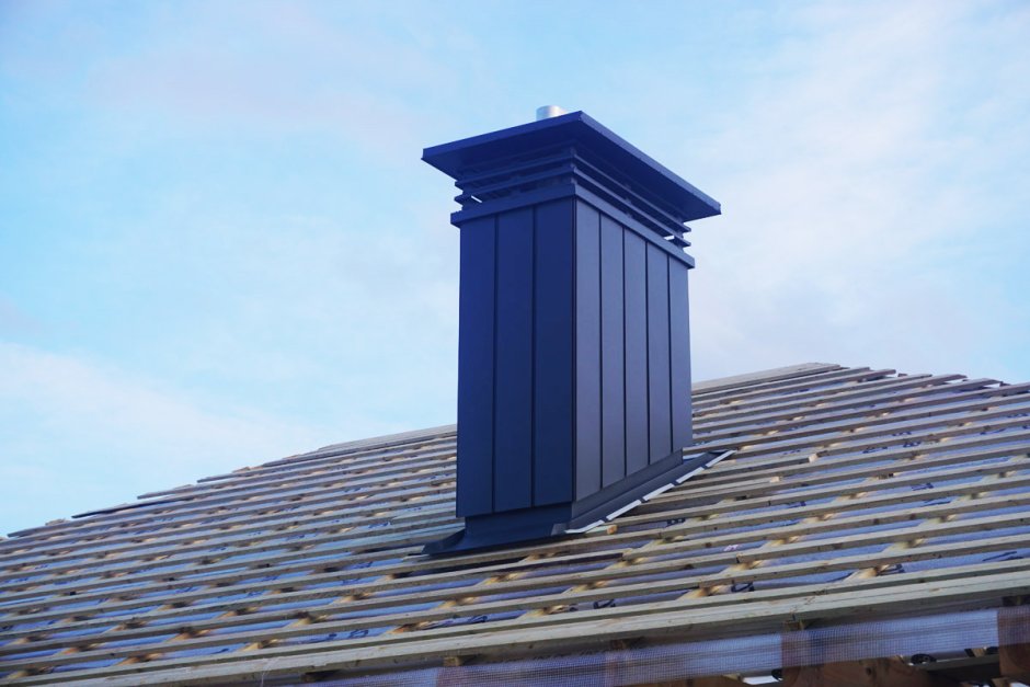 Короб для дымохода на крыше