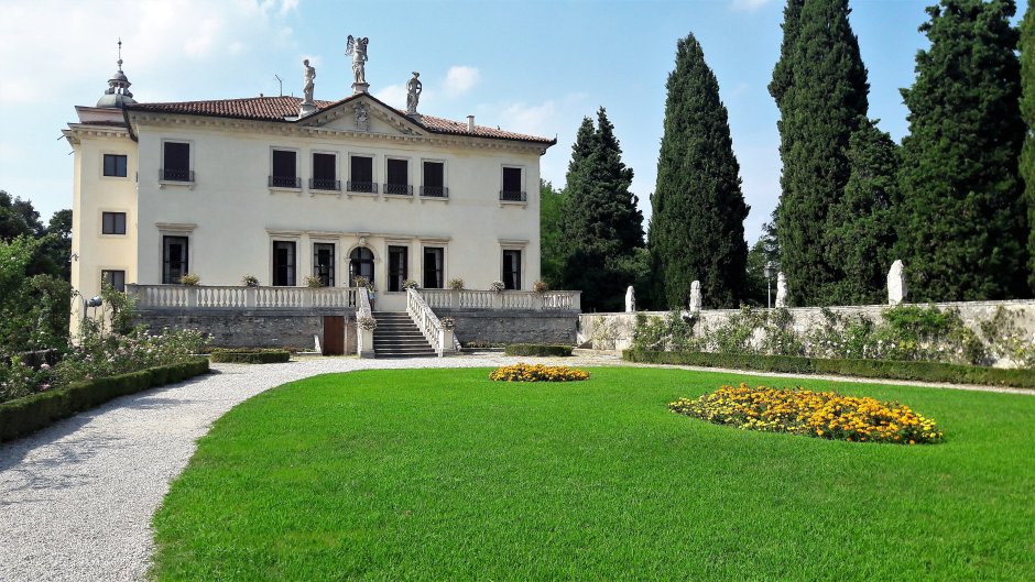 Вилла Форни керато