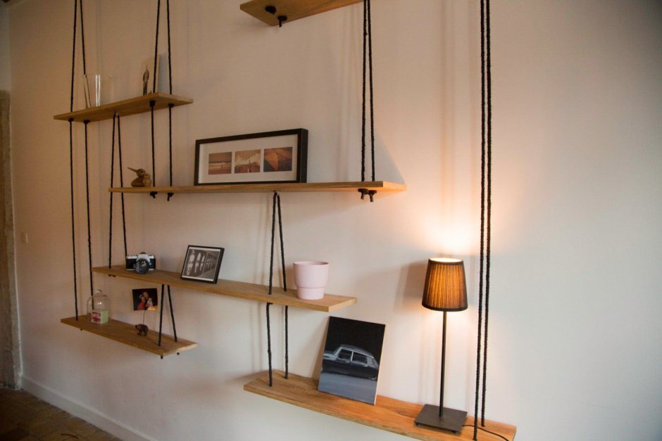 Полки с веревками на стену