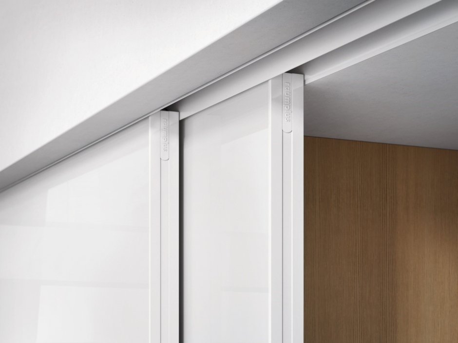 Амбарная раздвижная система для межкомнатных дверей