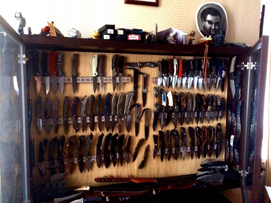 Стеллаж для холодного оружия