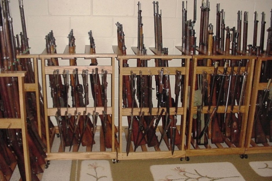 Стеллаж для оружия