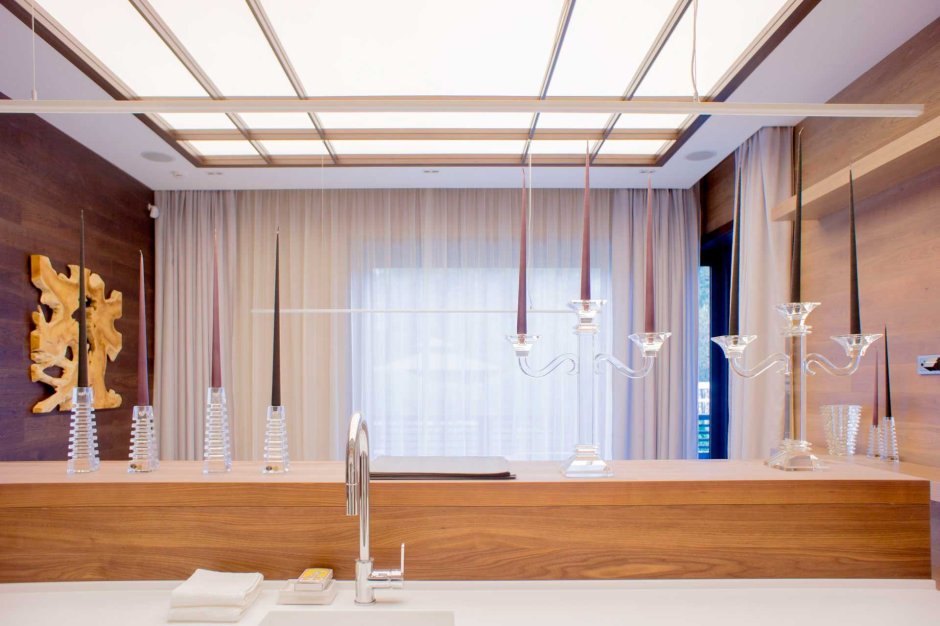 Потолок с подсветкой