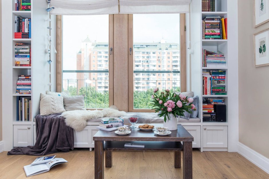 Книжный шкаф МИД сенчури