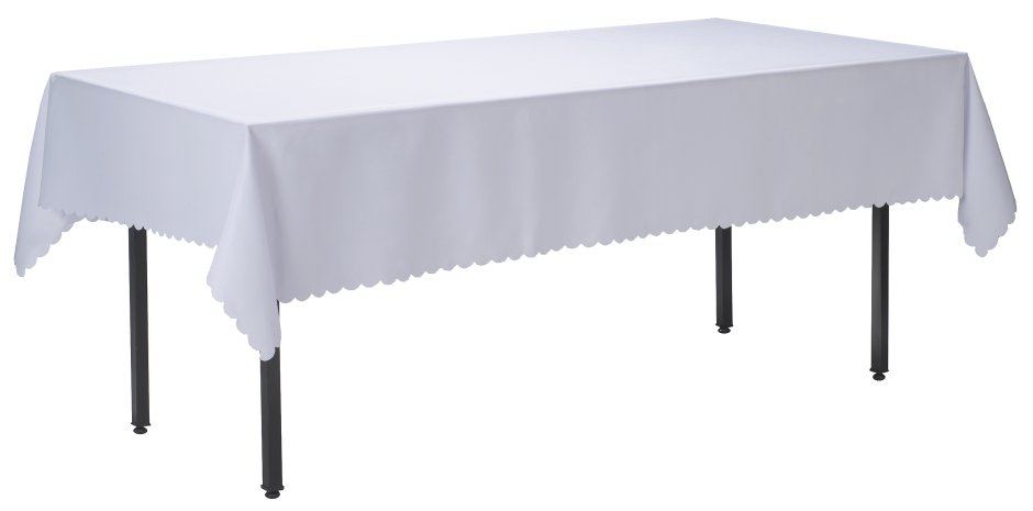 Стол с белой скатертью