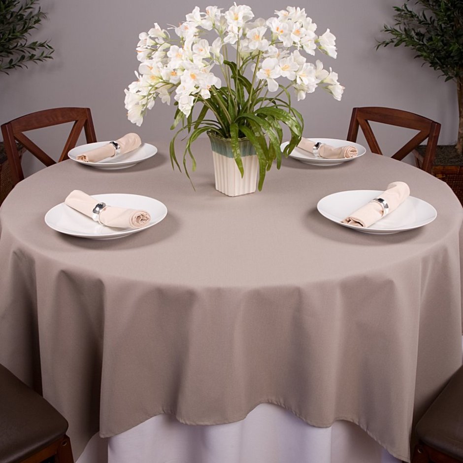 Столовое белье для сервировки стола