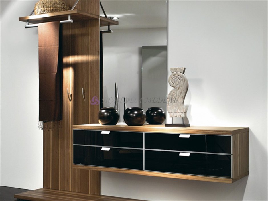 Комод в коридор