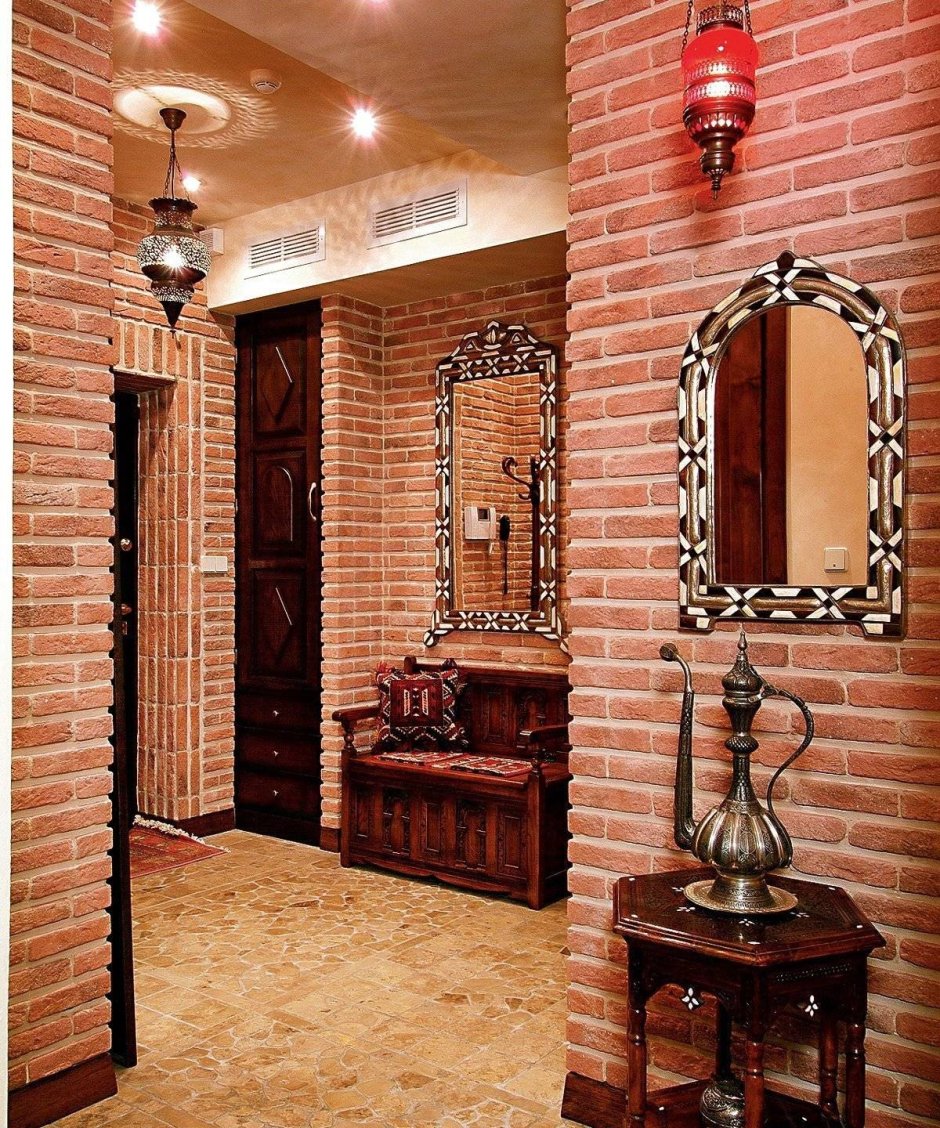 Маленькая прихожая в стиле лофт