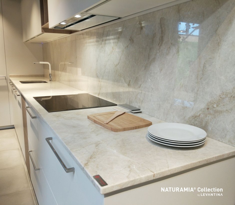 Гранит Рокфорд столешница Зов