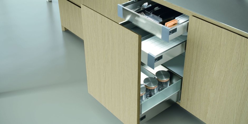 Выдвижной скрытый ящик для кухни Хеттих