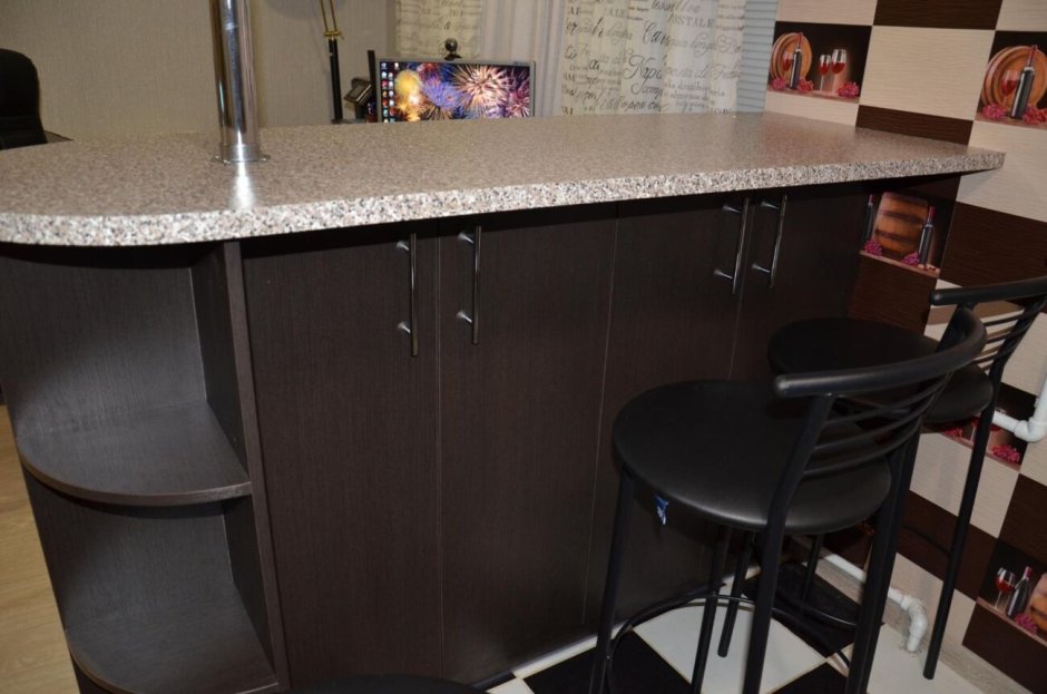 Шкафы над барной стойкой