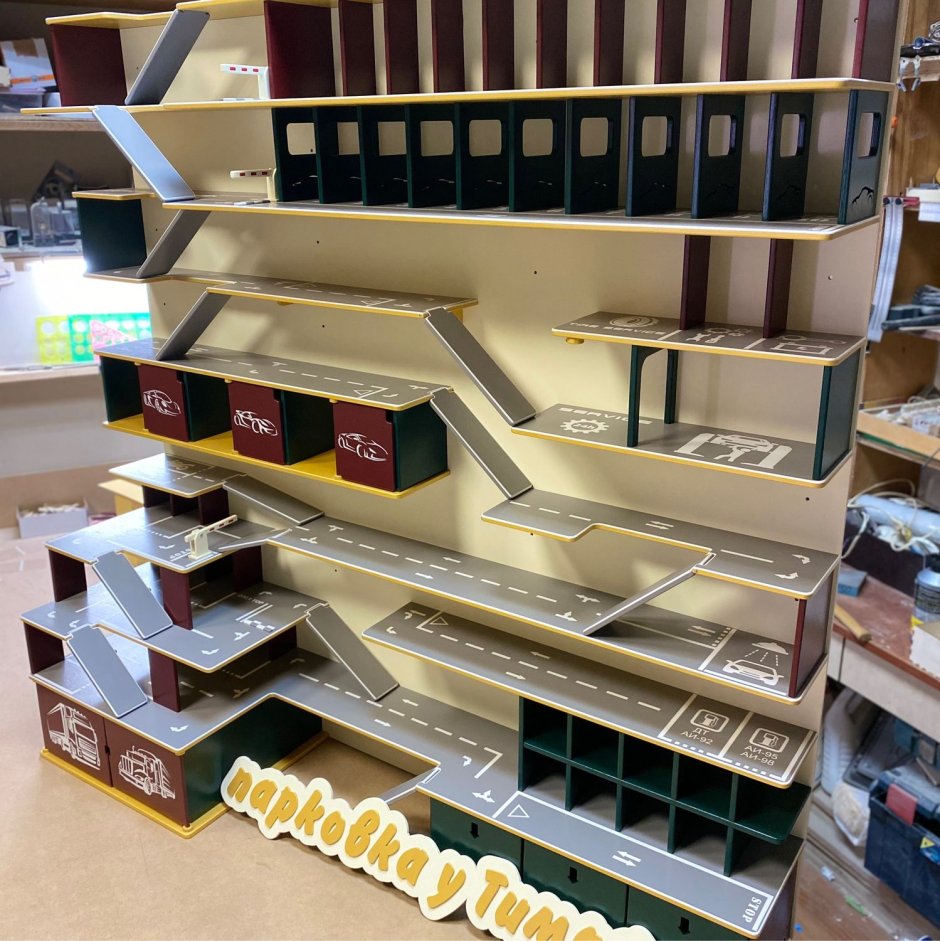 Роллетный шкаф в паркинг