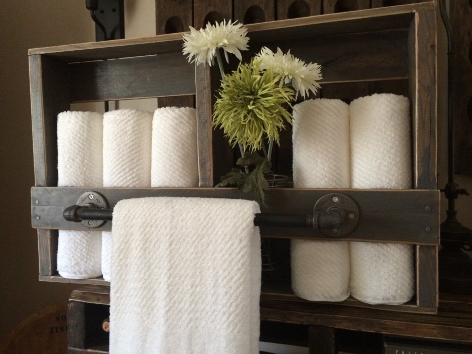 Стеллаж для полотенец в баню