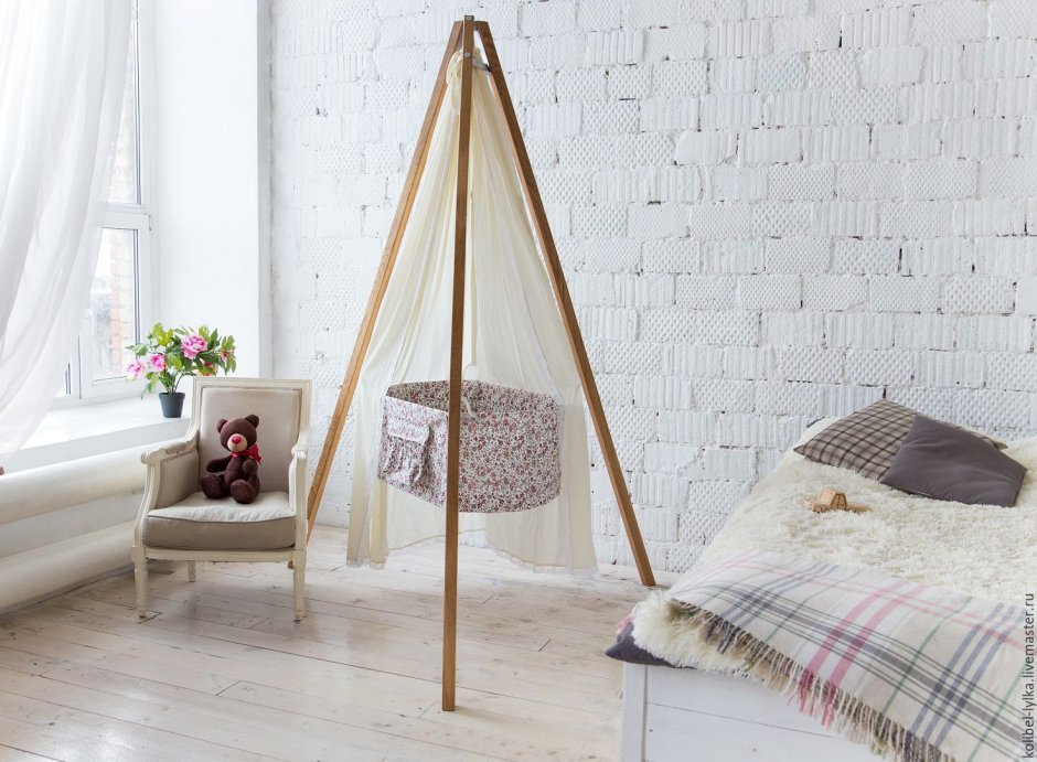 Подвесная люлька для новорожденных