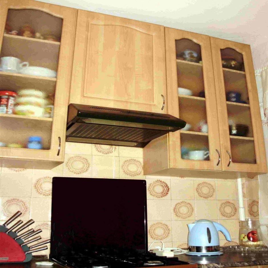 Шкаф над вытяжкой