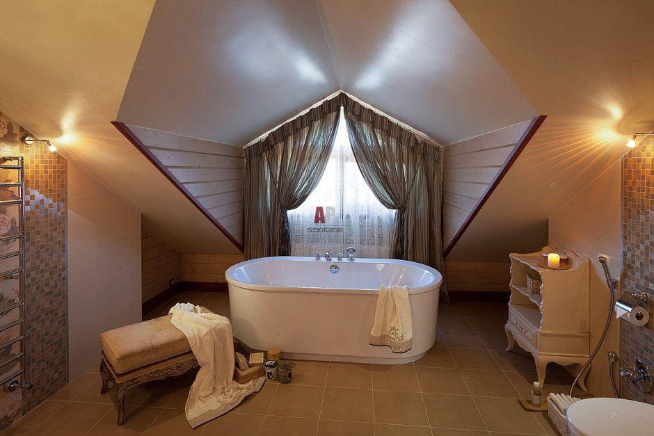Ванная на мансарде