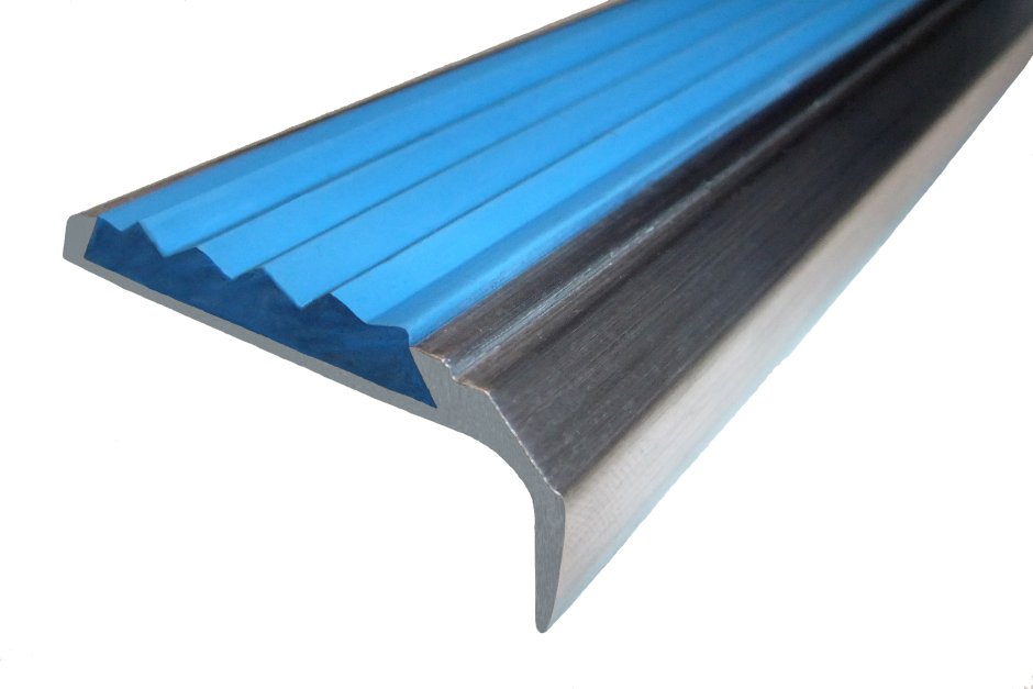 Алюминиевый накладной угол-порог 42 мм/23 мм