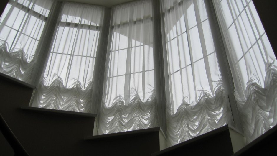 Французские шторы на высокое окно
