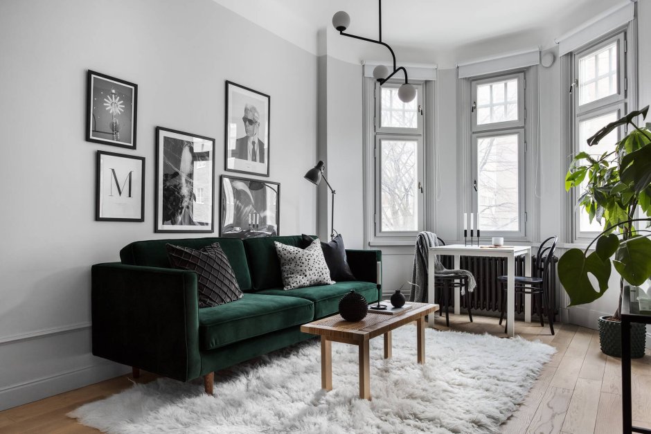 Скандинавский стиль с зеленым диваном