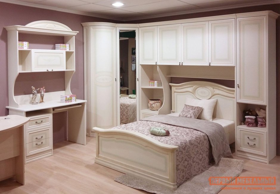 Шкаф фисташкового цвета