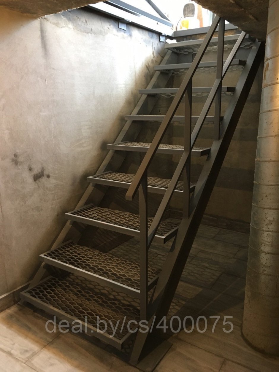 Лестница в погреб