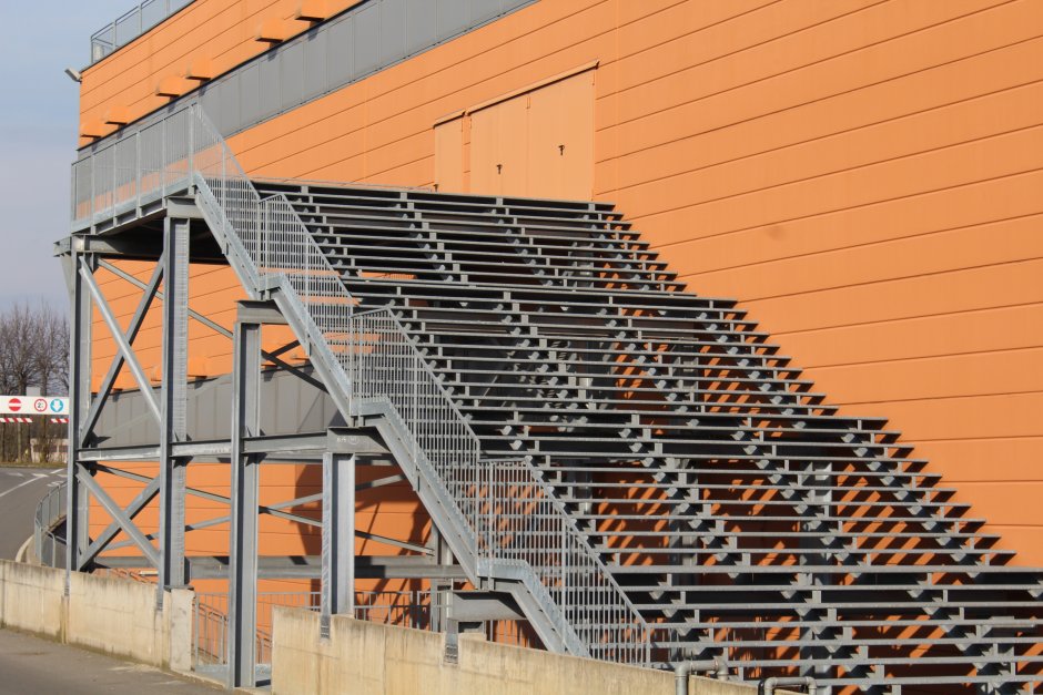 Лестницы металлические промышленные