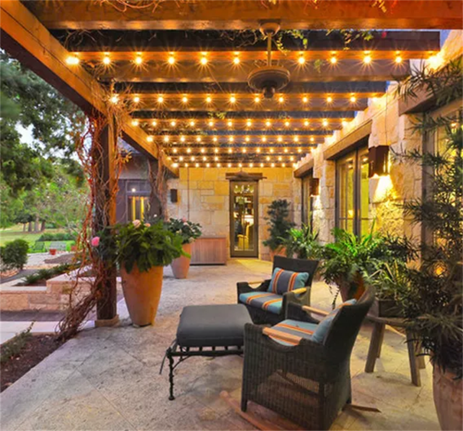 Освещение на веранде