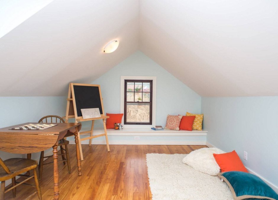 Низкая мансарда