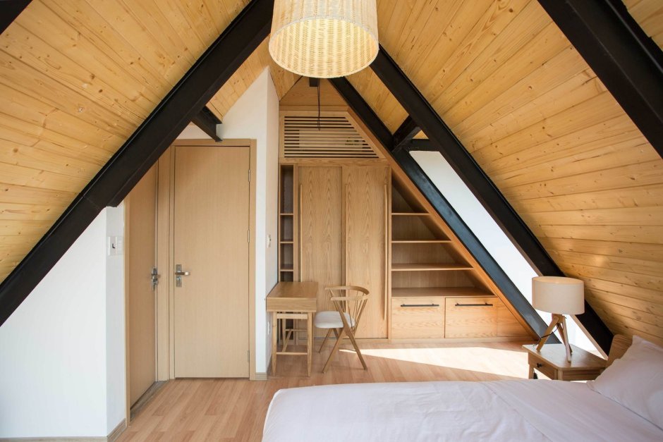 Мансардная комната