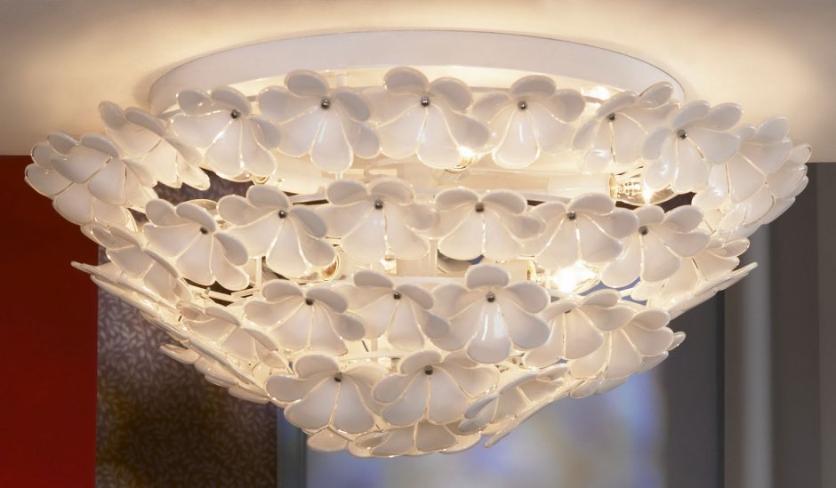 Люстра в гостиную