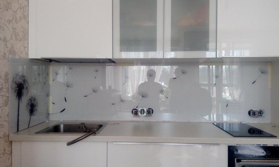 Кухонный фартук одуванчики