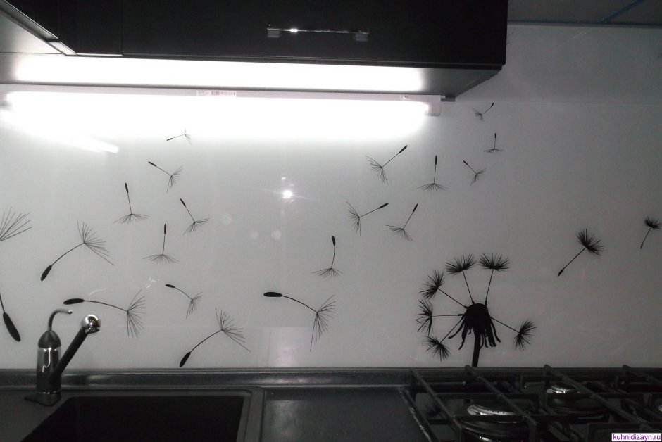 Фартук для кухни одуванчики