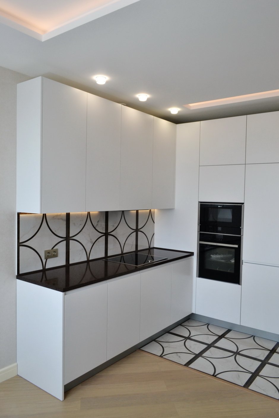 Фальшпанель для кухни под потолок