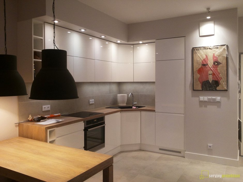 Короб над шкафами на кухне