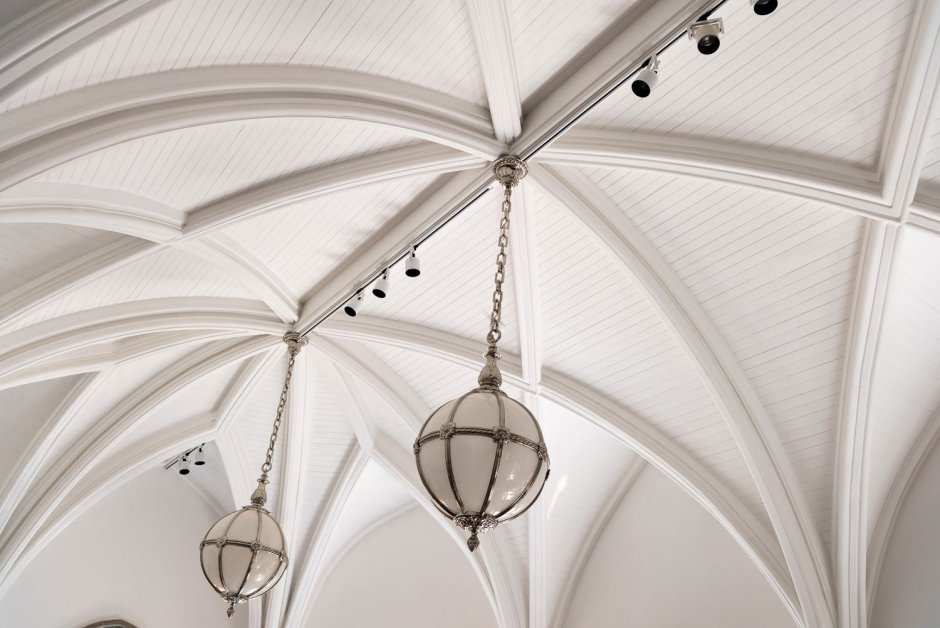 Кессонный потолок романский стиль