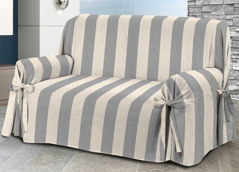 Защитный чехол на диван