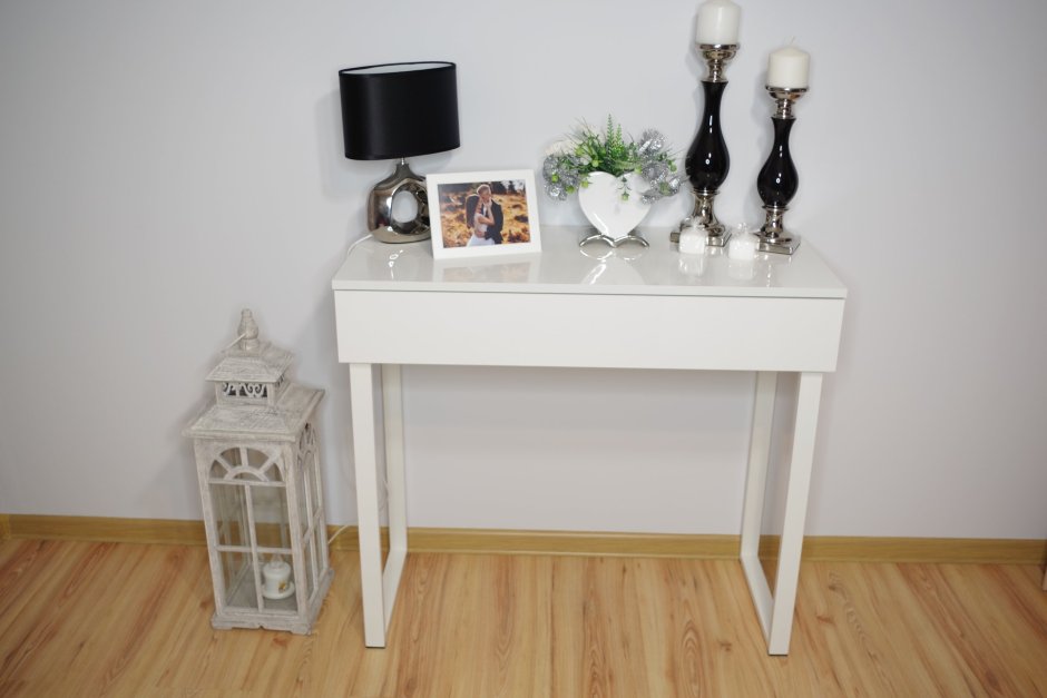 Зеркало в прихожую настенное