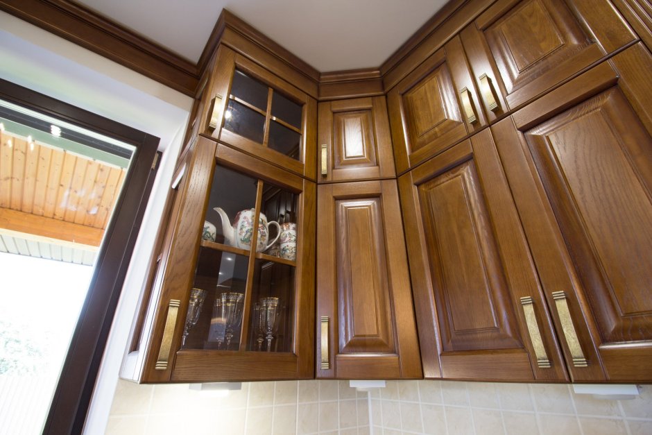 Покрытие для дубовых кухонных фасадов