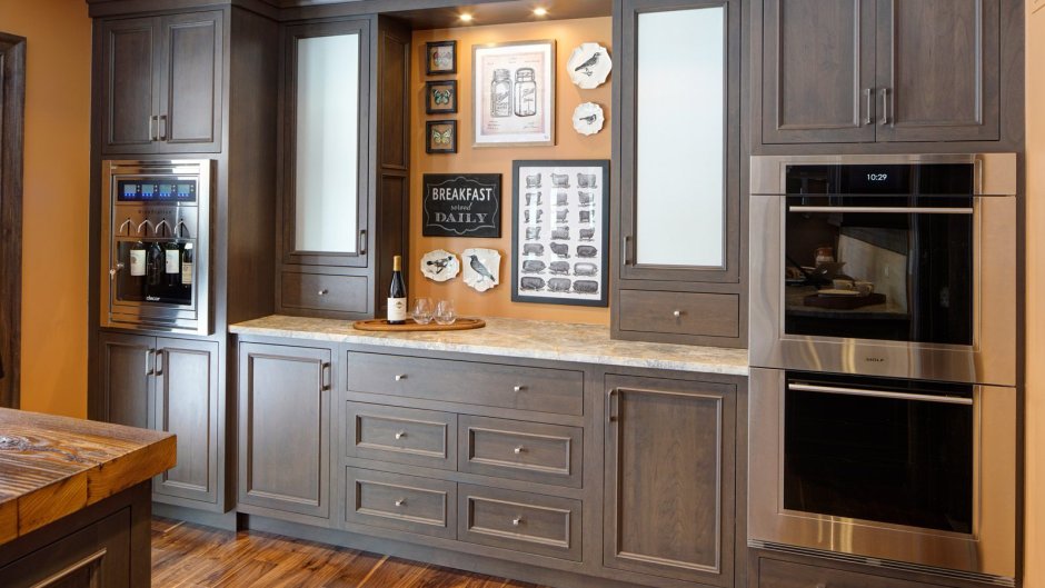 Кухни из натурального дерева