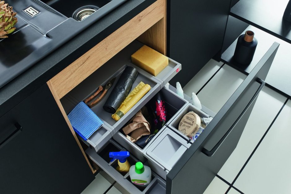 Выдвижная полочка для кухни